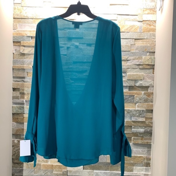 Trouve Wrap Top - Picture 5 of 6